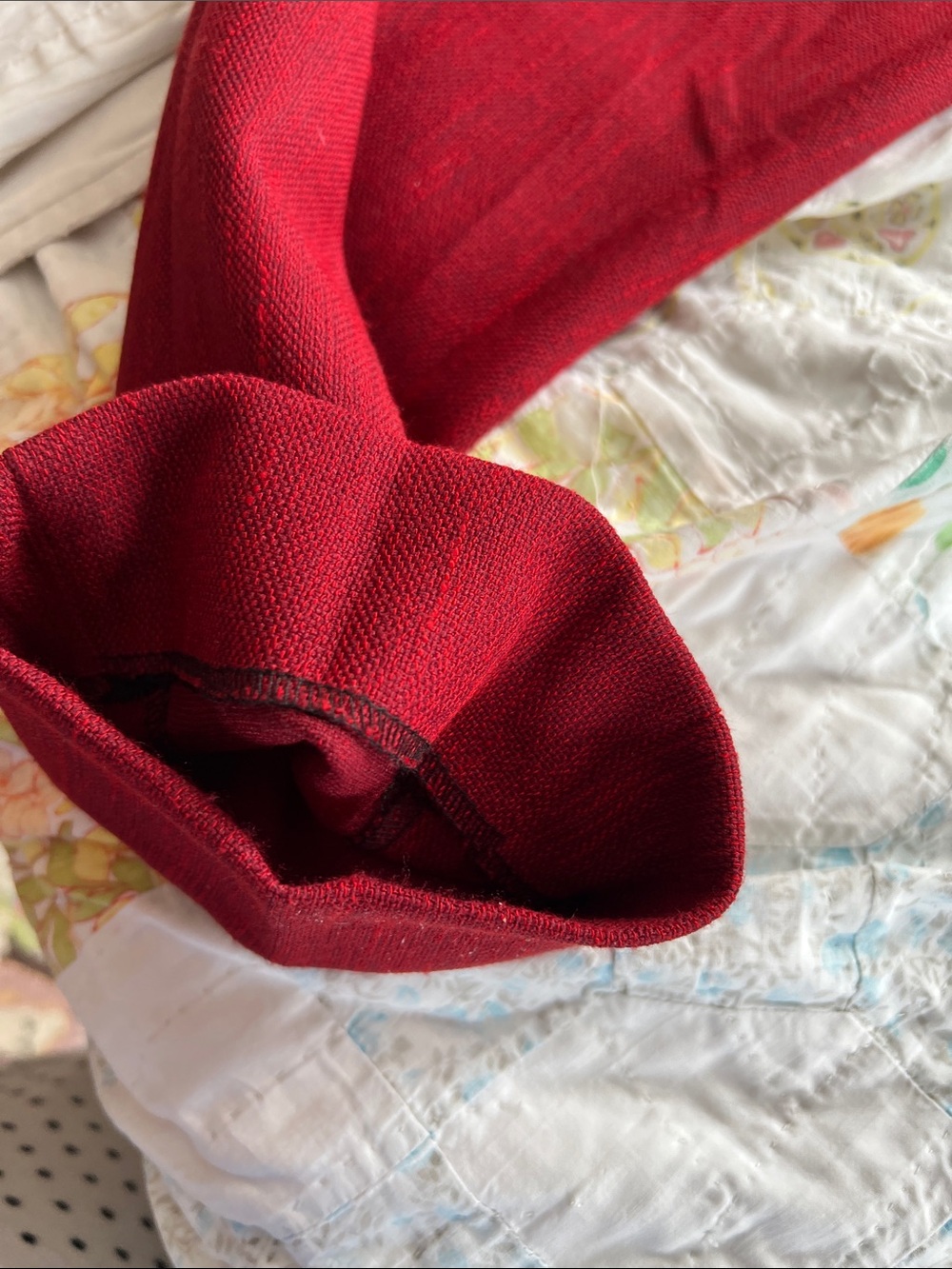 Men's Slim Tailored Red Pants - Picture 8 of 13